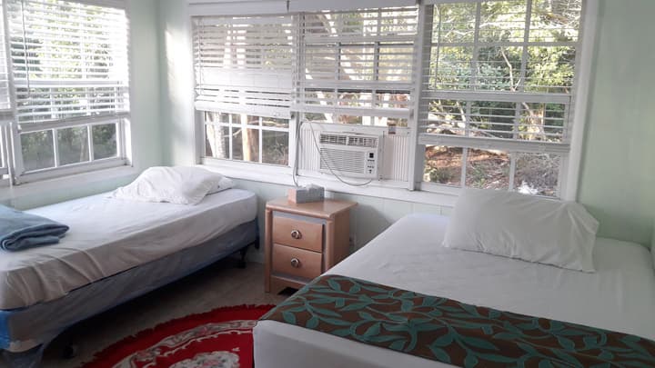 PARADISE CREEK COTTAGES