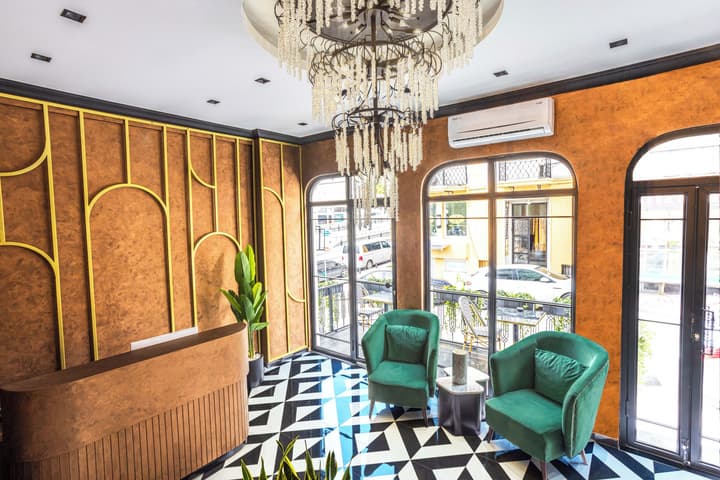 Marlon Hotel