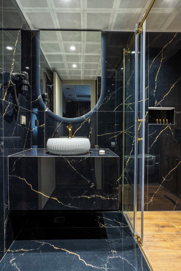 Marlon Hotel