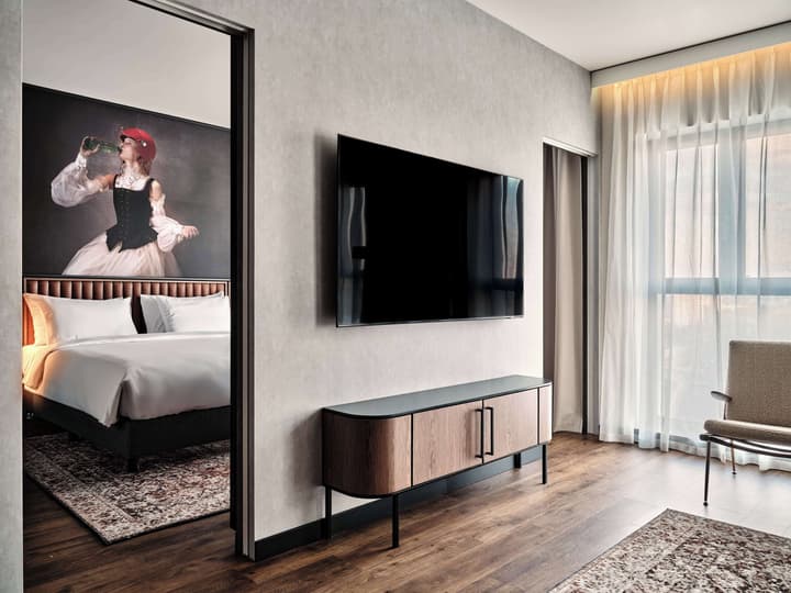 Radisson RED Hotel & Radisson RED Apartments, Kraków