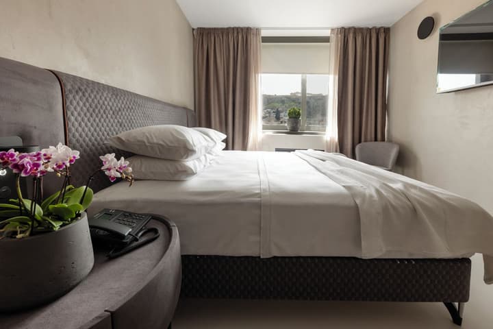 Regal Hotel Mitropoleos