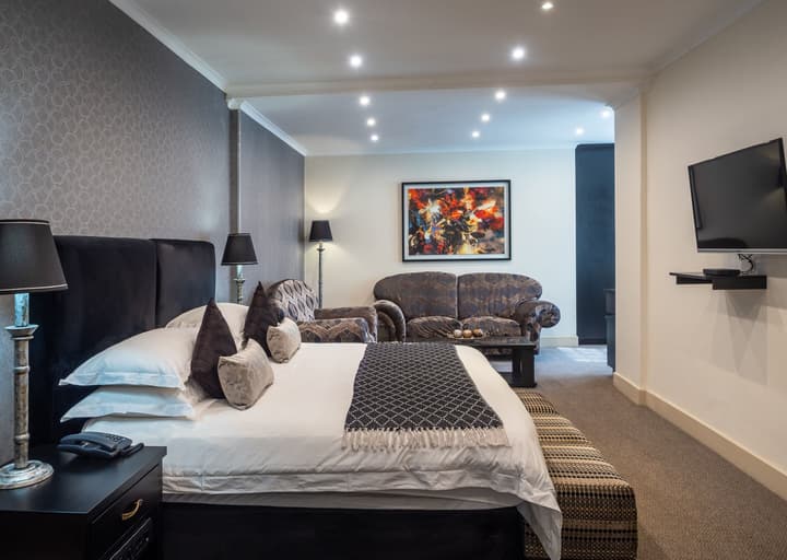 10 2nd Avenue Boutique Hotel by Dream Resorts