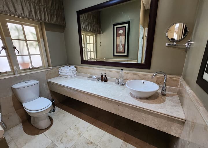 10 2nd Avenue Boutique Hotel by Dream Resorts
