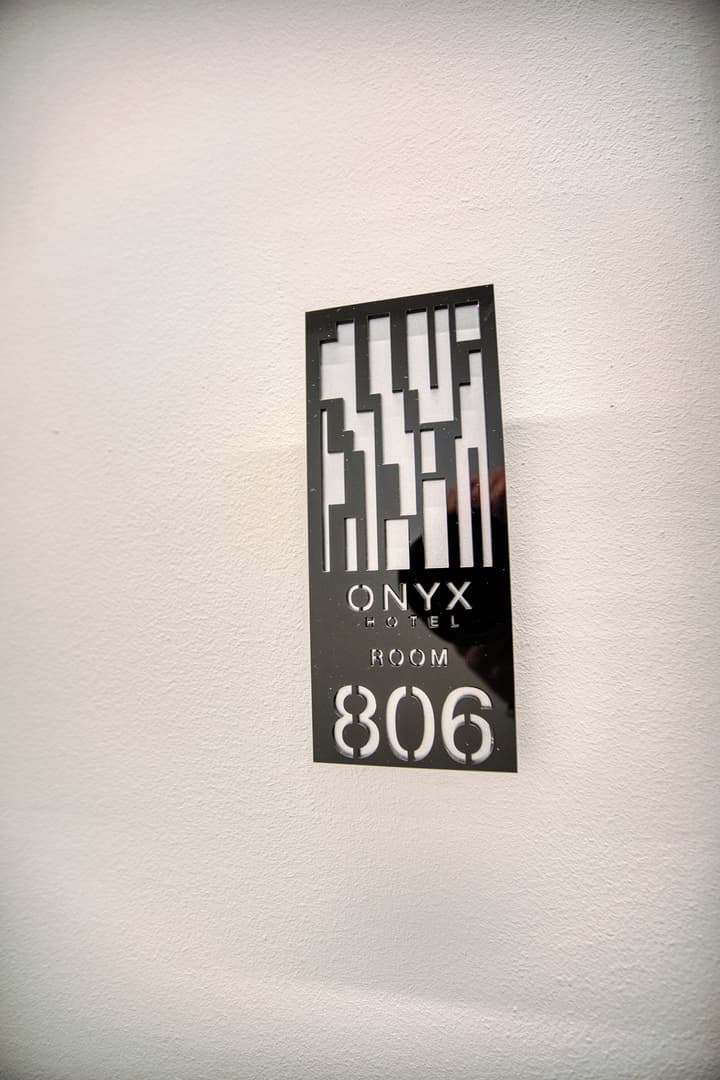 Onyx Hotel