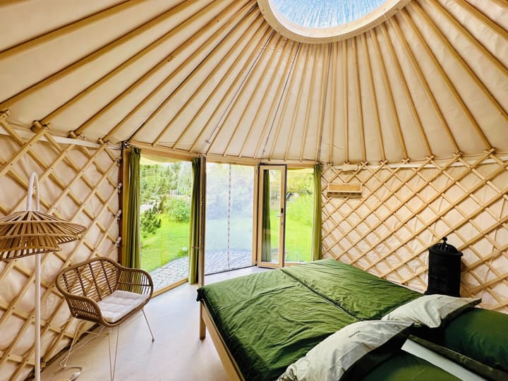 Bio Kastanienhof Erfurt - Hotelpension, Frühstück & Kräuterwellness