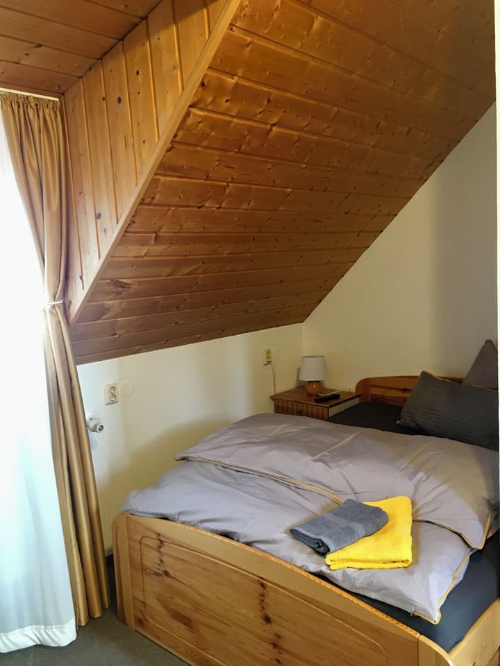 Bio Kastanienhof Erfurt - Hotelpension, Frühstück & Kräuterwellness
