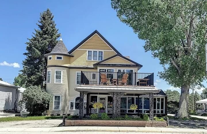 The Boho Buffalo Inn