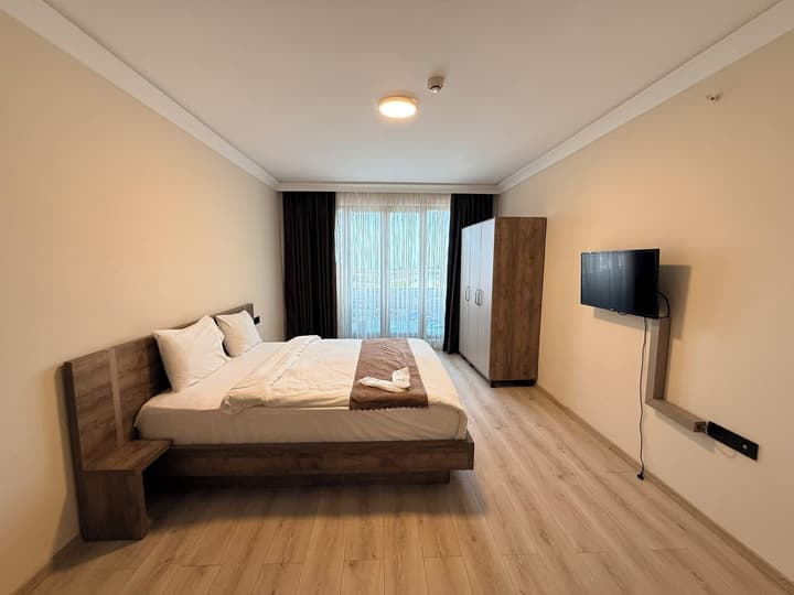 Rena Grand Residence & Suite