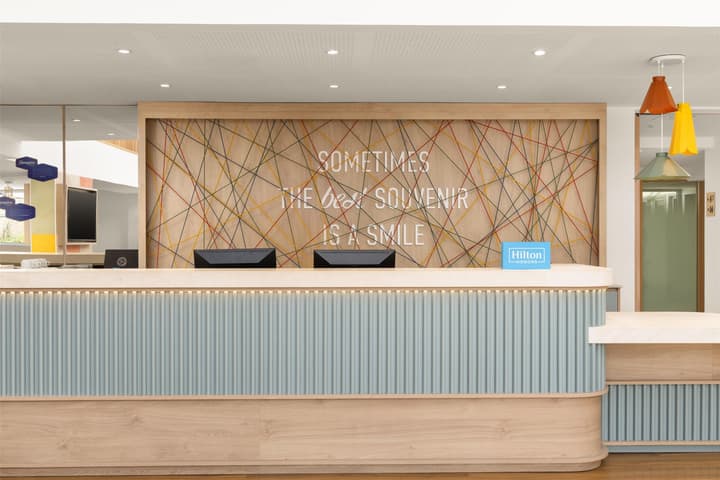 Hampton By Hilton Paris Charles De Gaulle Airport