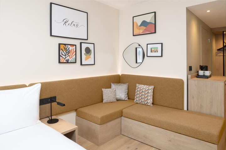 Hampton By Hilton Paris Charles De Gaulle Airport