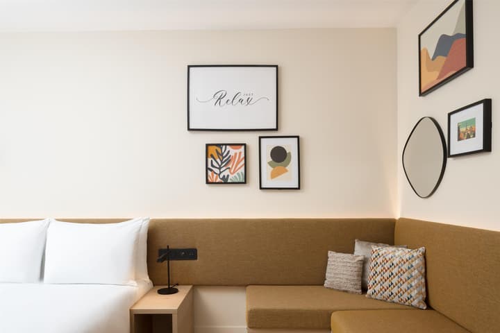 Hampton By Hilton Paris Charles De Gaulle Airport