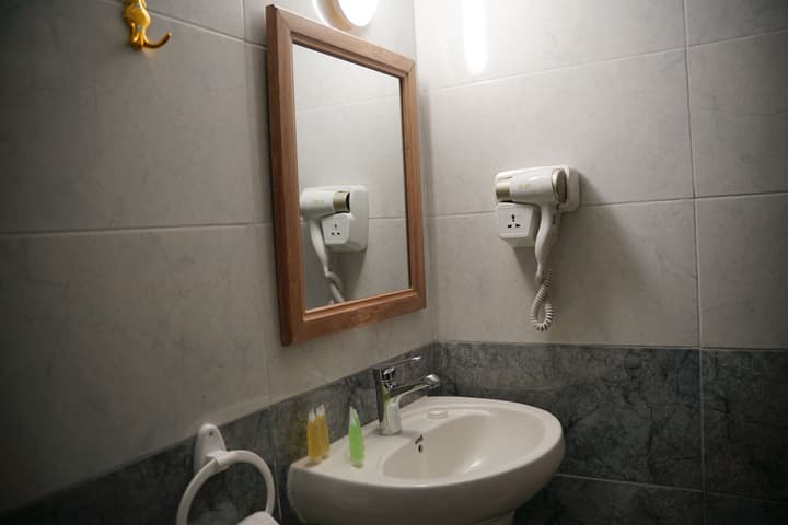 Mansi Residence