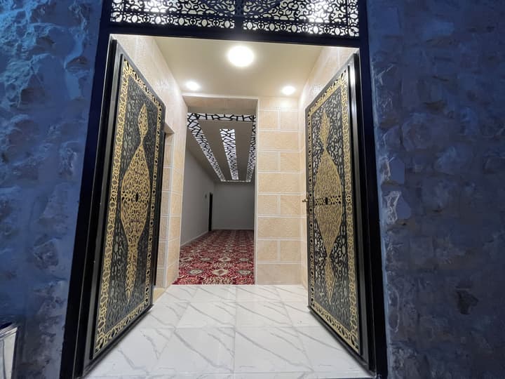 Mansi Residence
