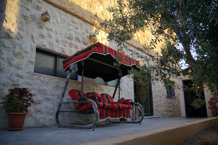 Mansi Residence