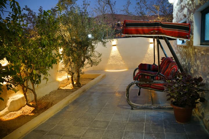 Mansi Residence