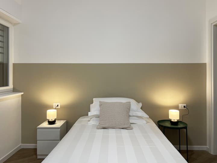 BISCARDI HOTEL