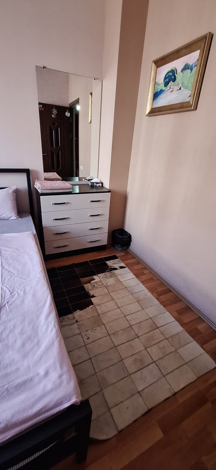 Arm Hostel
