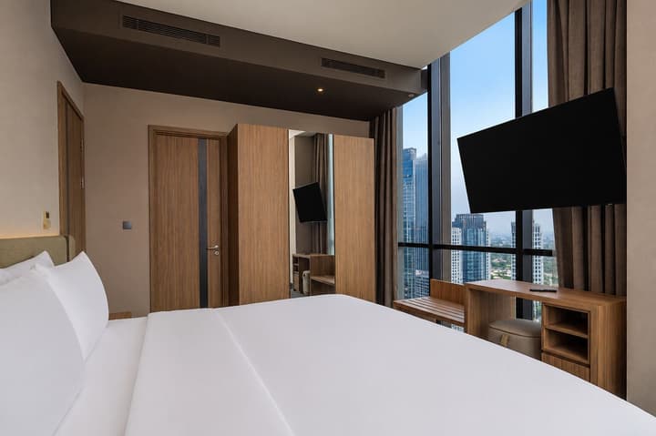 Mangkuluhur Residences by Lorin