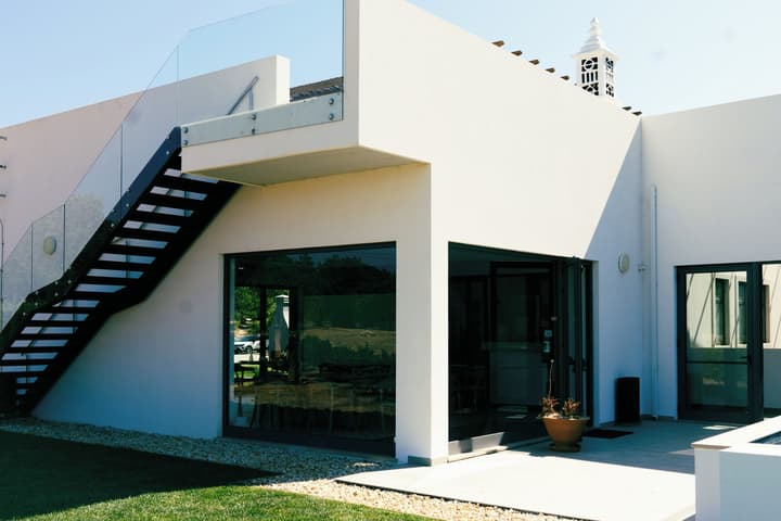 Mercedes Country House