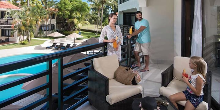 Royal Suites All-Inclusive Mandatory