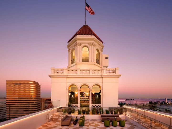 Fairmont Breakers Long Beach