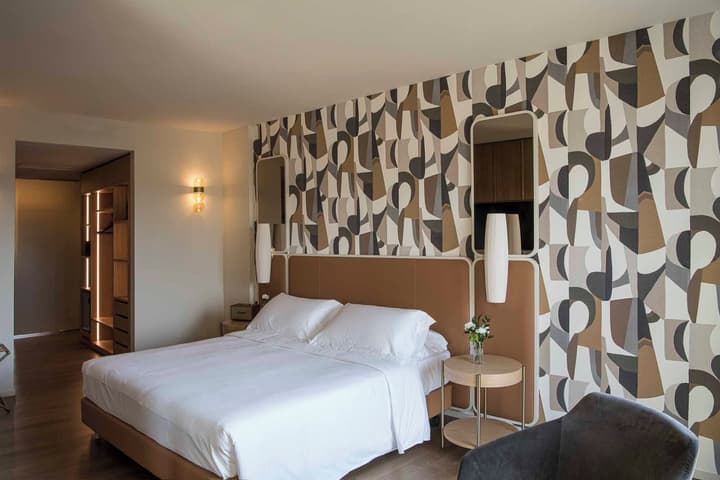 Columbus Urban Resort