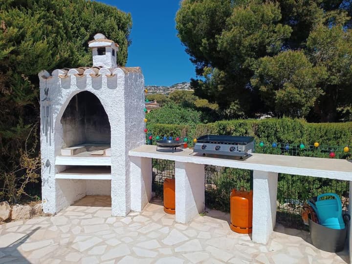 Moraira Escape With Private Pool, 1 Bed, Sleeps 2