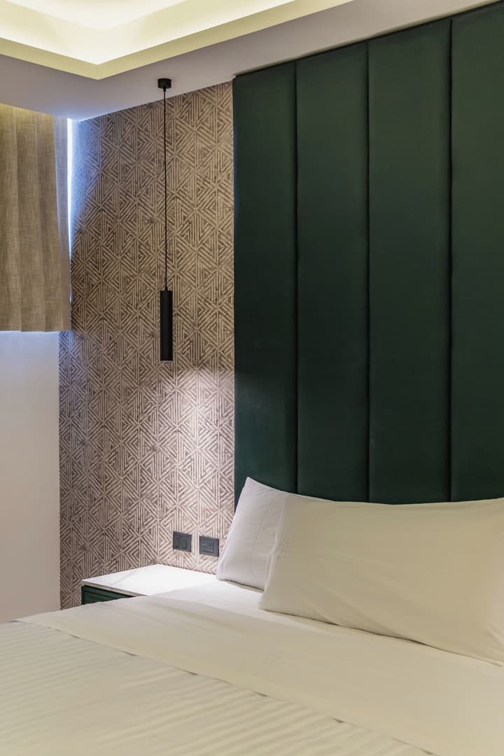 Hotel Chariot
