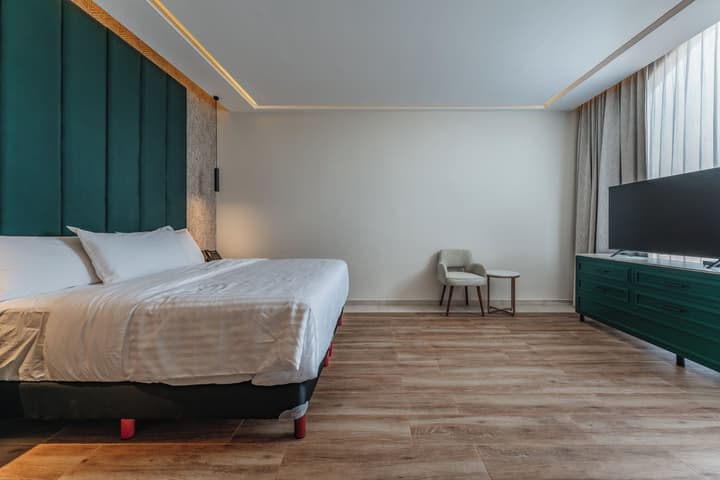 Hotel Chariot
