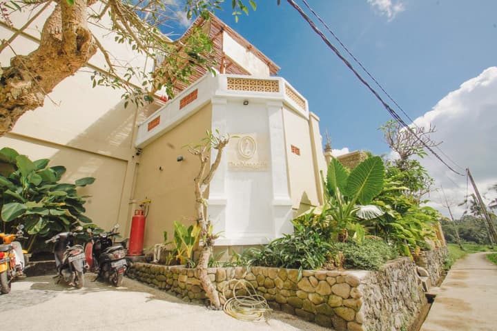 The Nenggala Suite