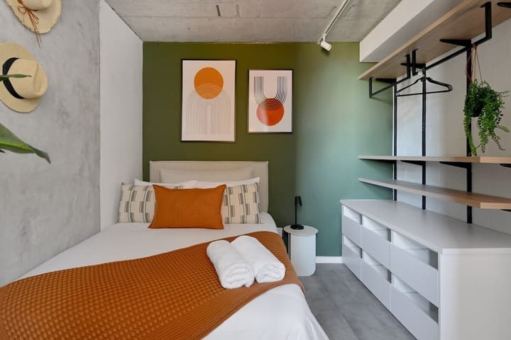 SIX ON N - Fluent Serviced Apartments