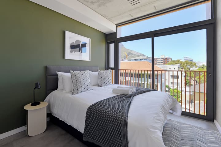 SIX ON N - Fluent Serviced Apartments