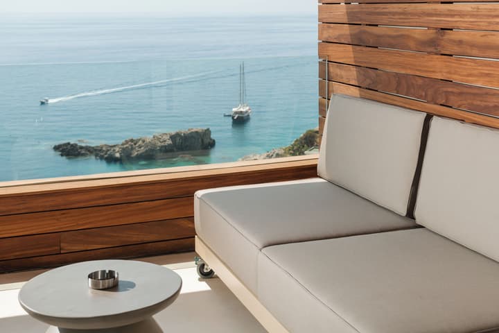 Folie Marine Beach Hotel & Club