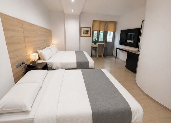 ΙΝΟΗ Athens Hotel