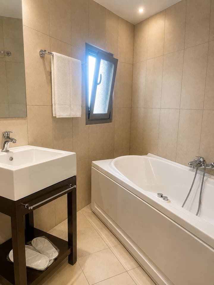 ΙΝΟΗ Athens Hotel