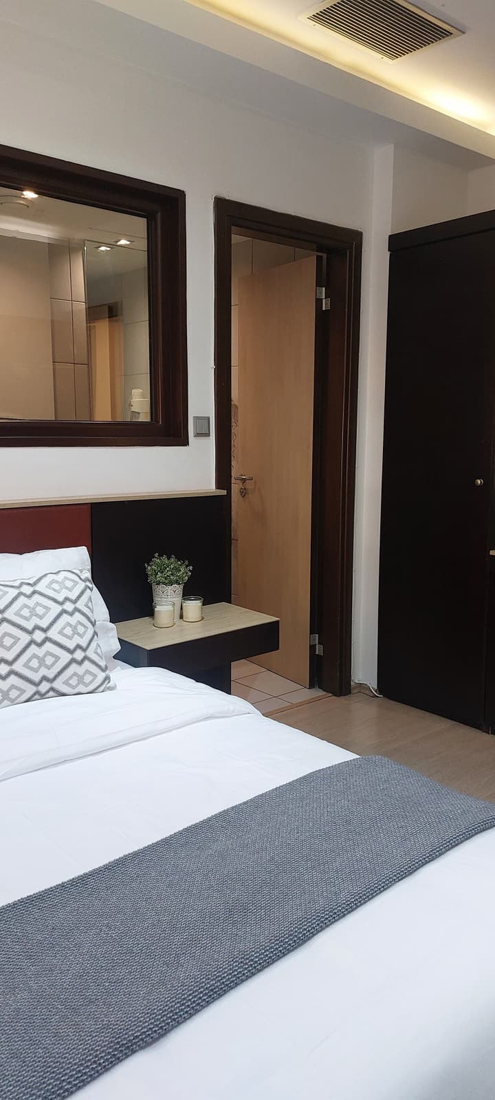 ΙΝΟΗ Athens Hotel