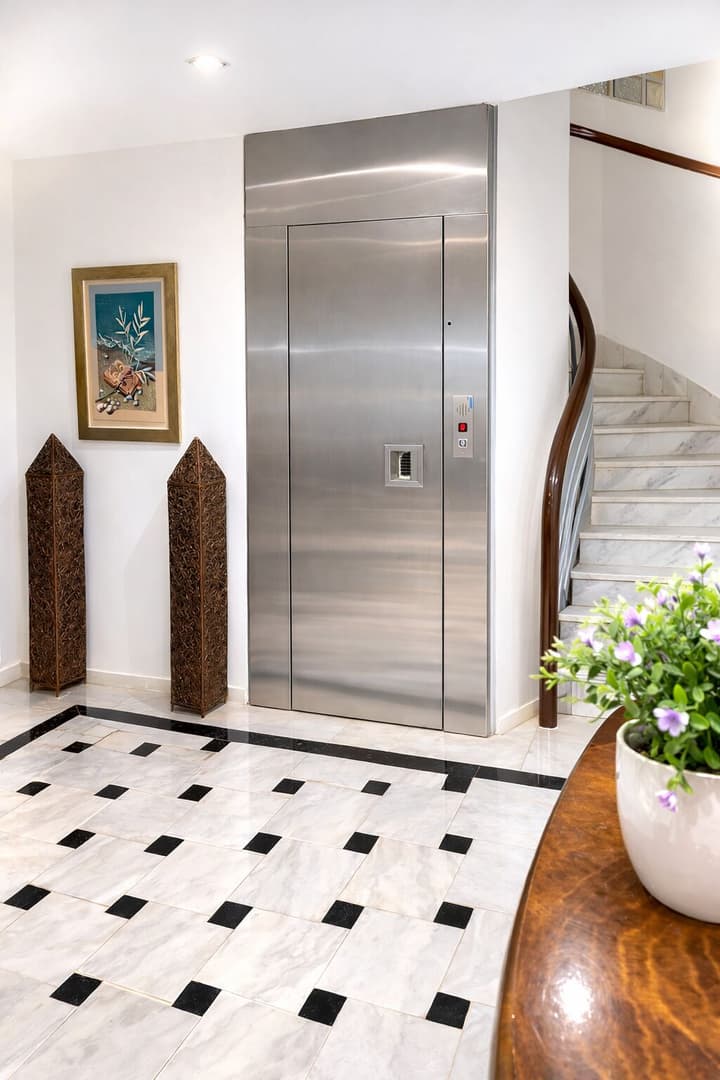 ΙΝΟΗ Athens Hotel