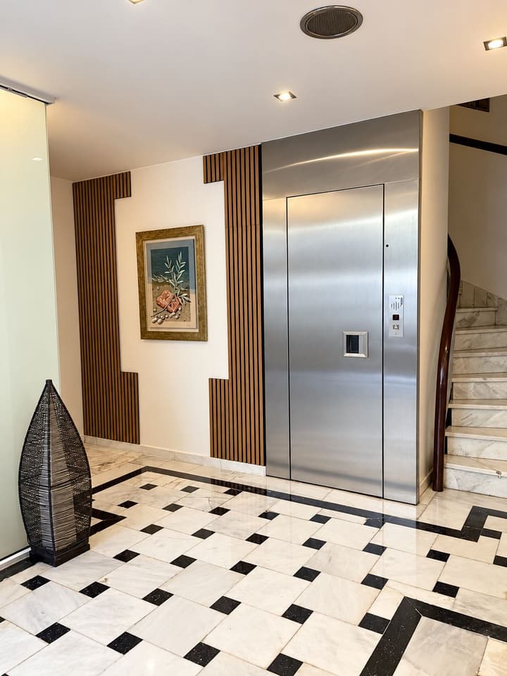 ΙΝΟΗ Athens Hotel