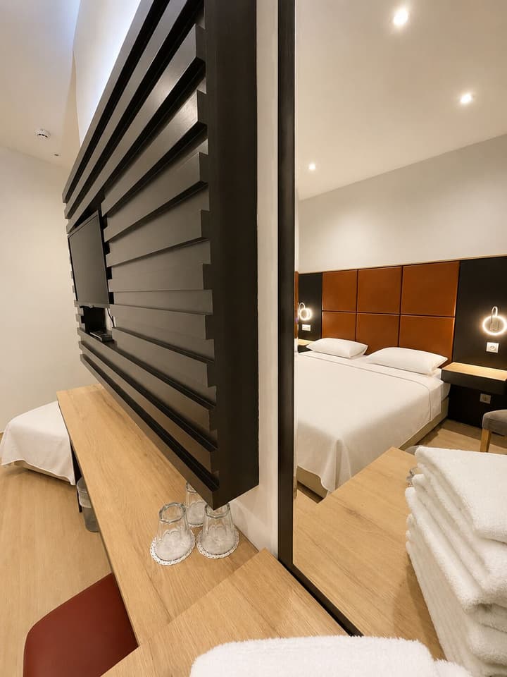 ΙΝΟΗ Athens Hotel