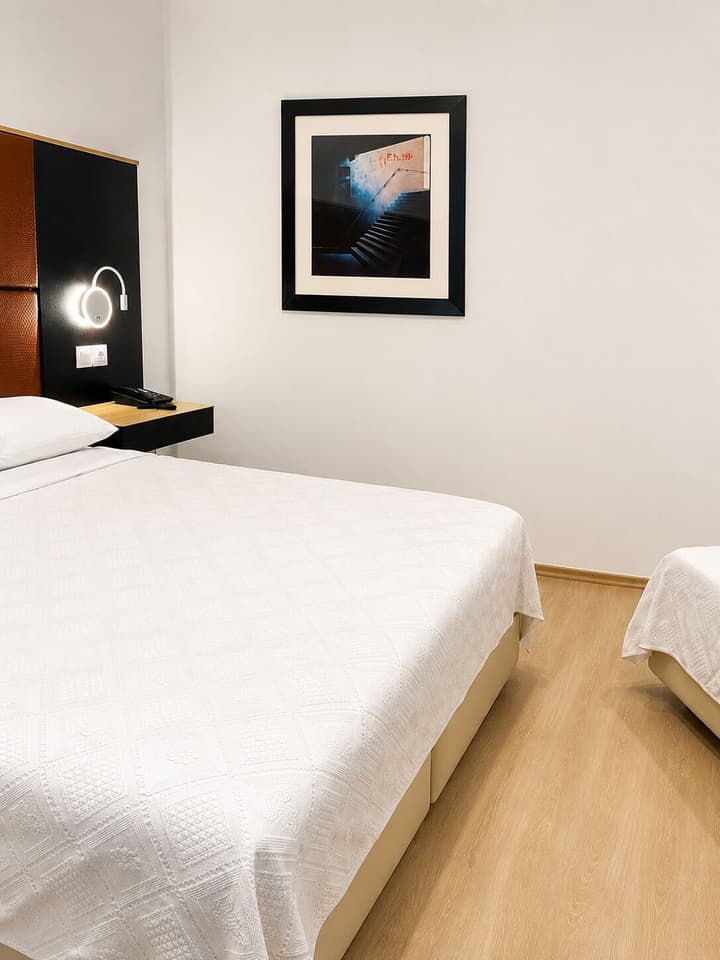 ΙΝΟΗ Athens Hotel