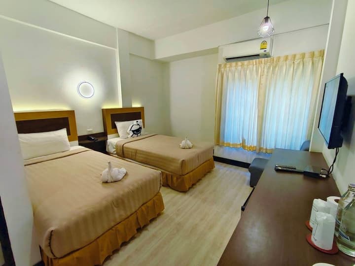 Polkadot Cafe&Hotel