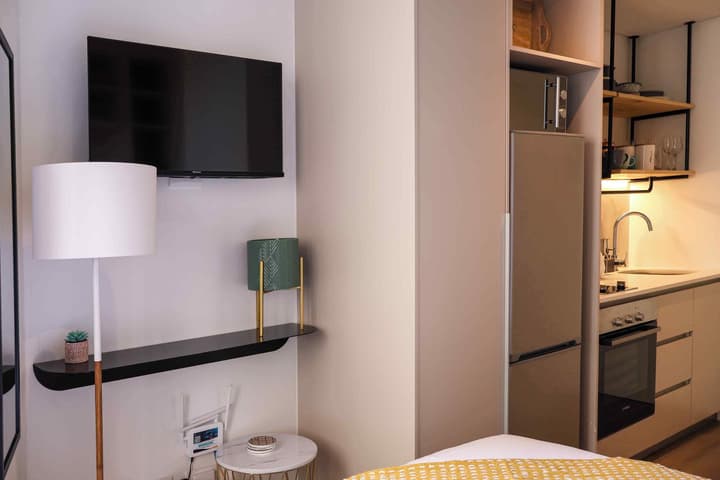 EIGHTY2 ON M - Fluent Serviced Apartments