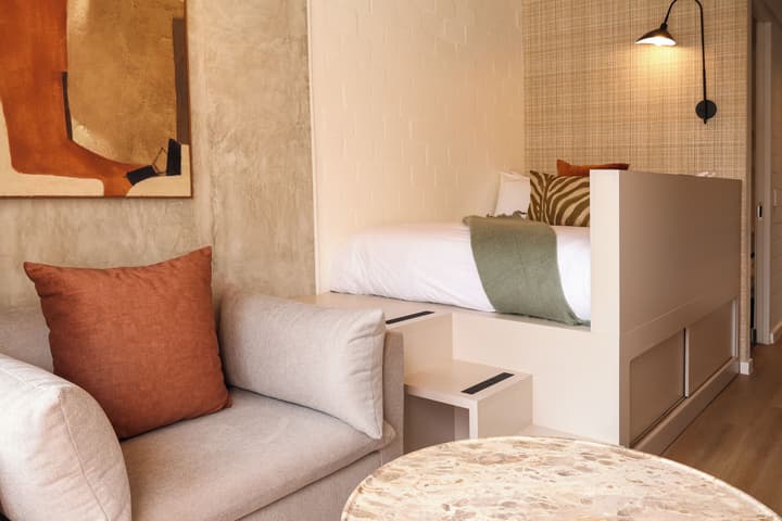 EIGHTY2 ON M - Fluent Serviced Apartments