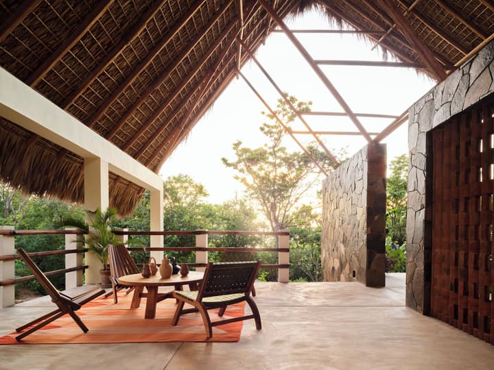 Cocolia Hotel