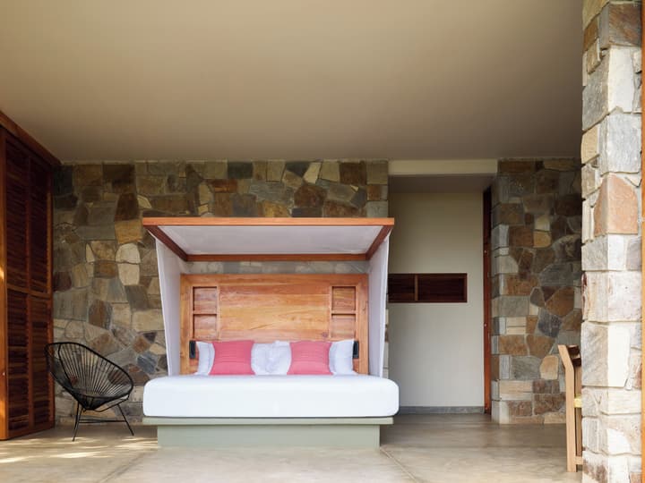 Cocolia Hotel