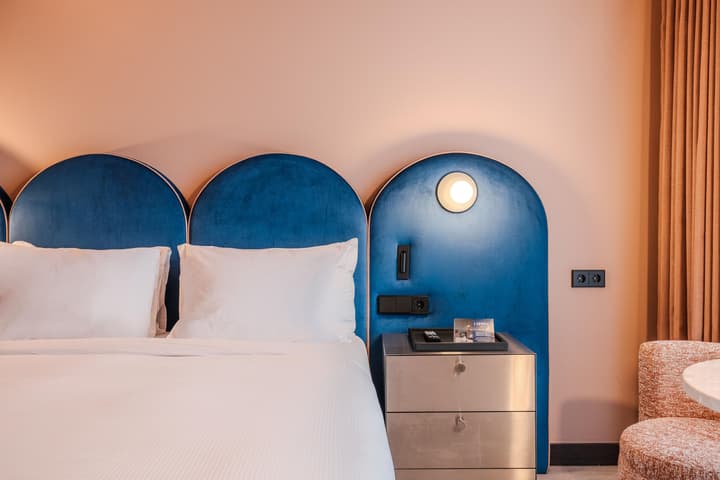 Cenica Porto Hotel, Curio Collection by Hilton