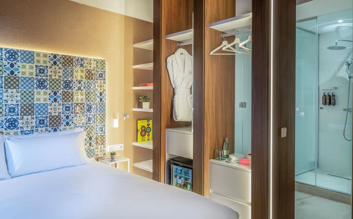 Axel Hotel Valencia – Adults Only