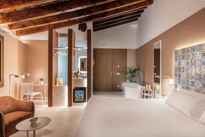 Axel Hotel Valencia – Adults Only