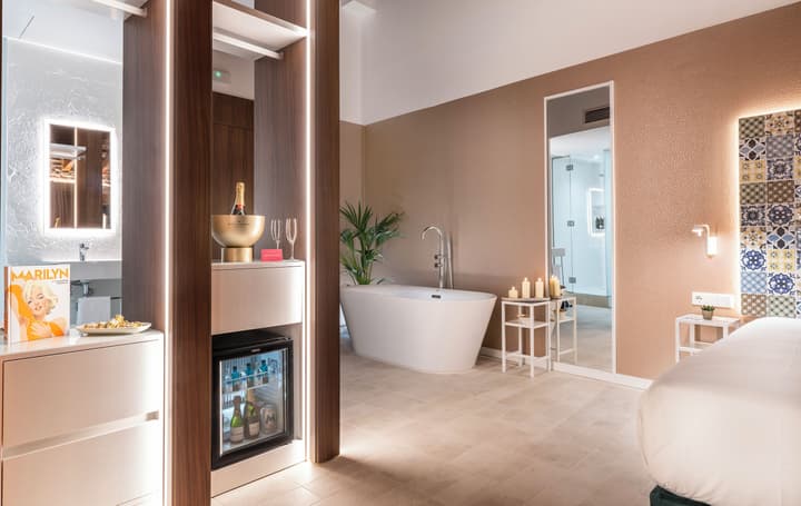 Axel Hotel Valencia – Adults Only