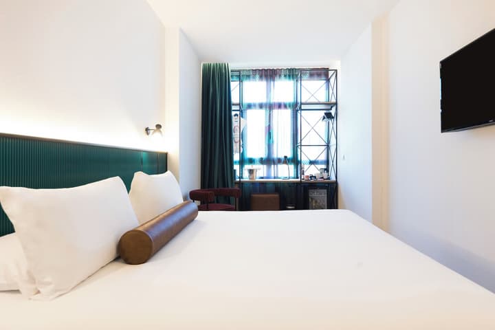 Axel Hotel Bilbao – Adults Only